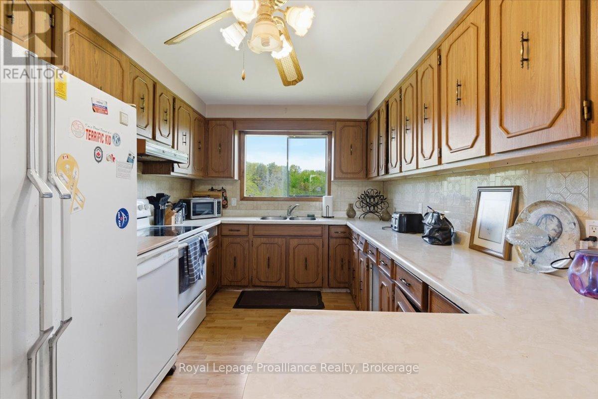 1063 CASEY ROAD - 10