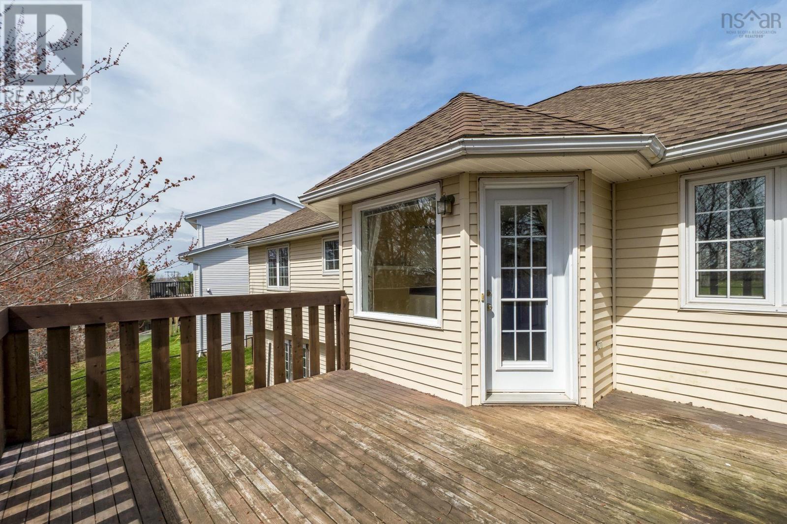 19 Columbo Drive - 36