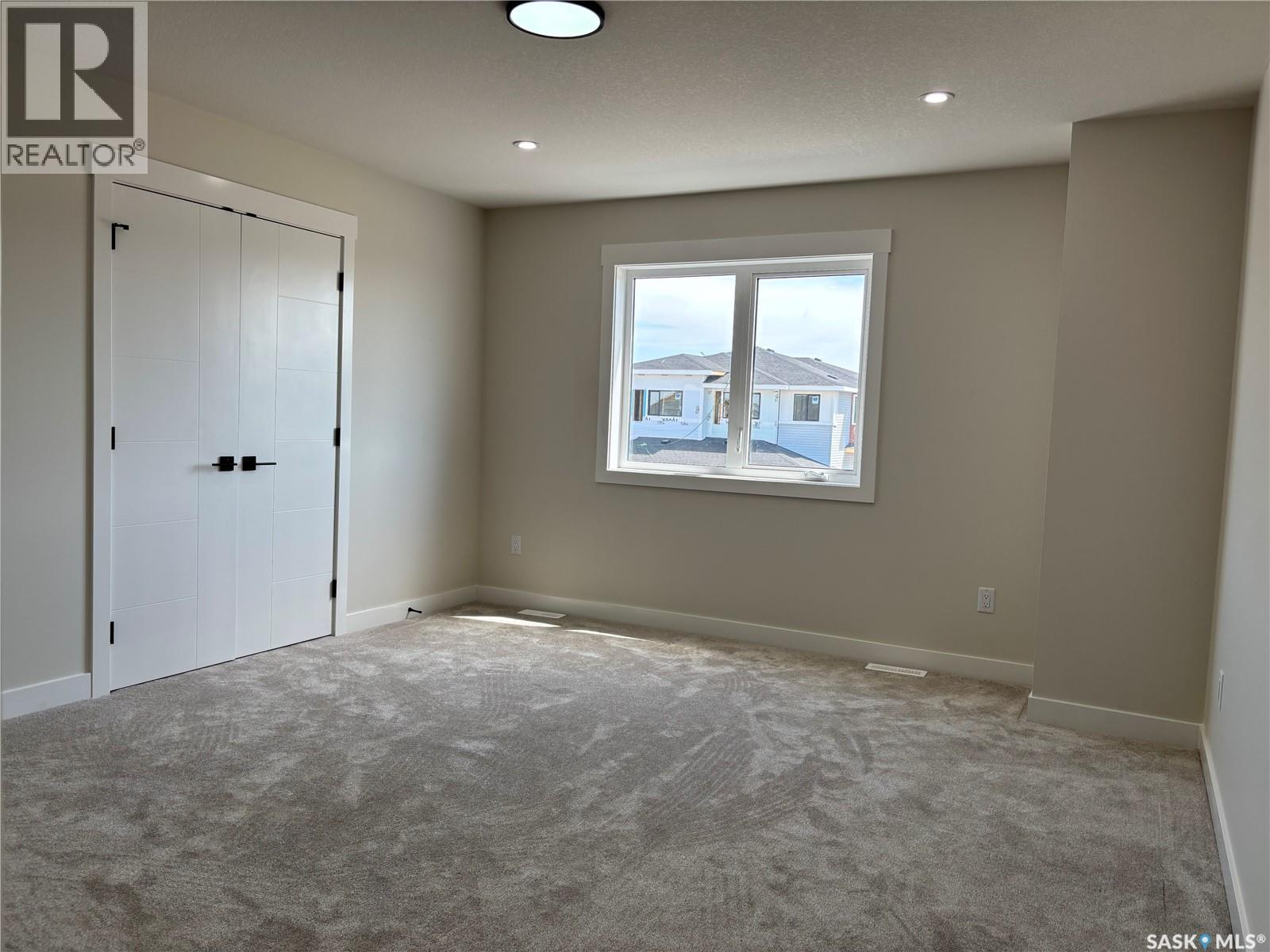 222 Veterans DRIVE - 9