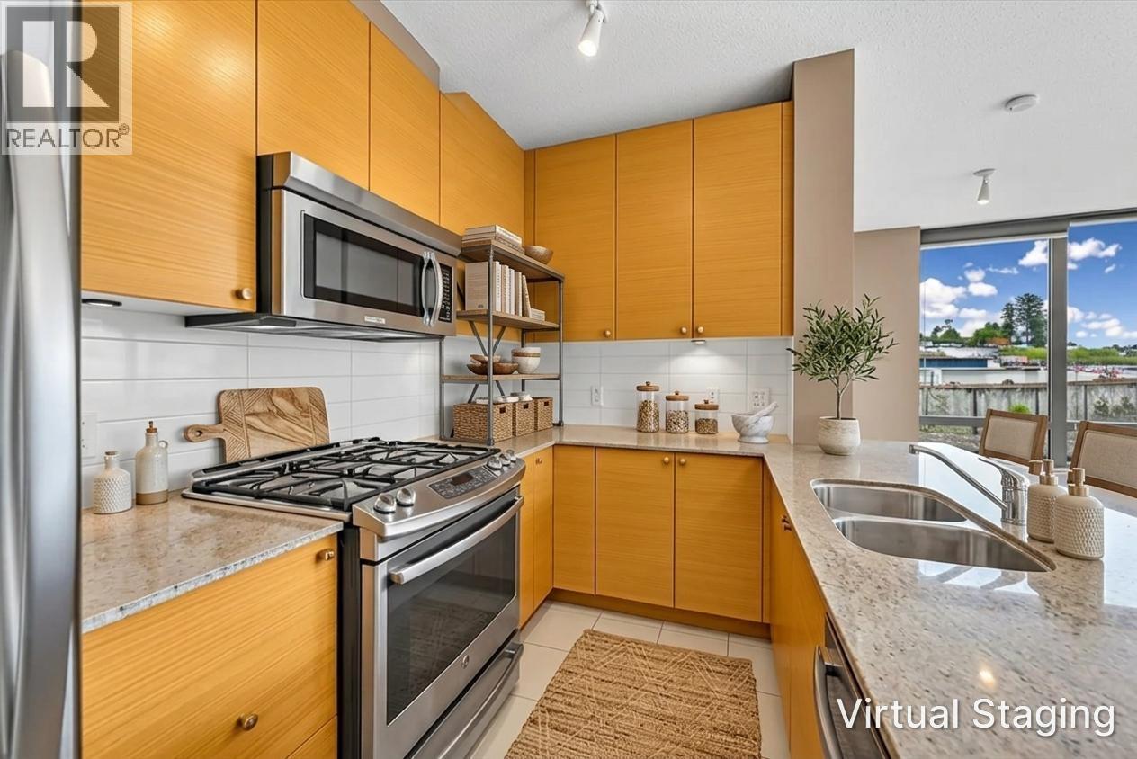 702 110 BREW STREET — photo 5