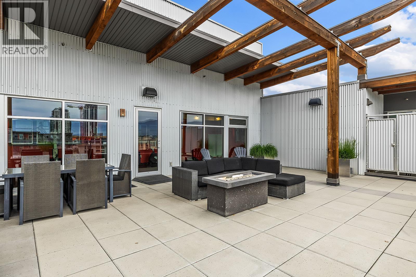 402 1290 St. Paul Street, Kelowna