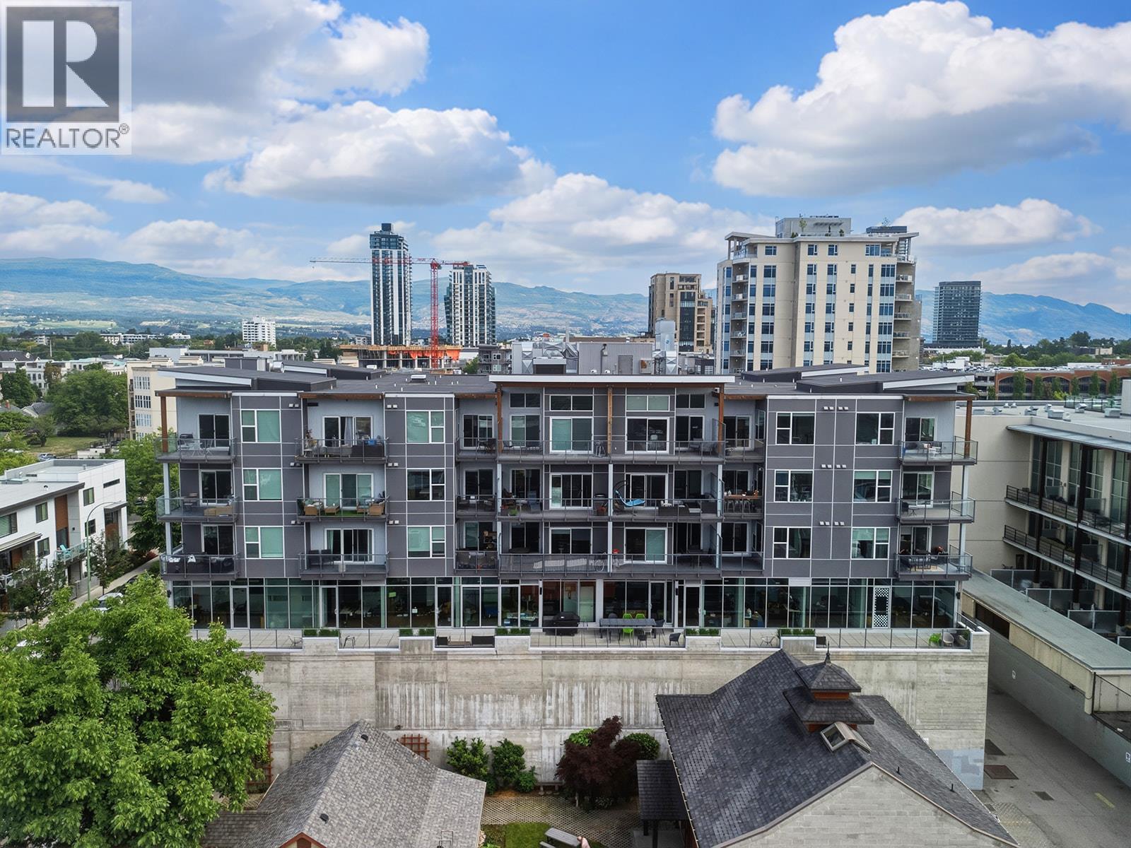 402 1290 St. Paul Street, Kelowna