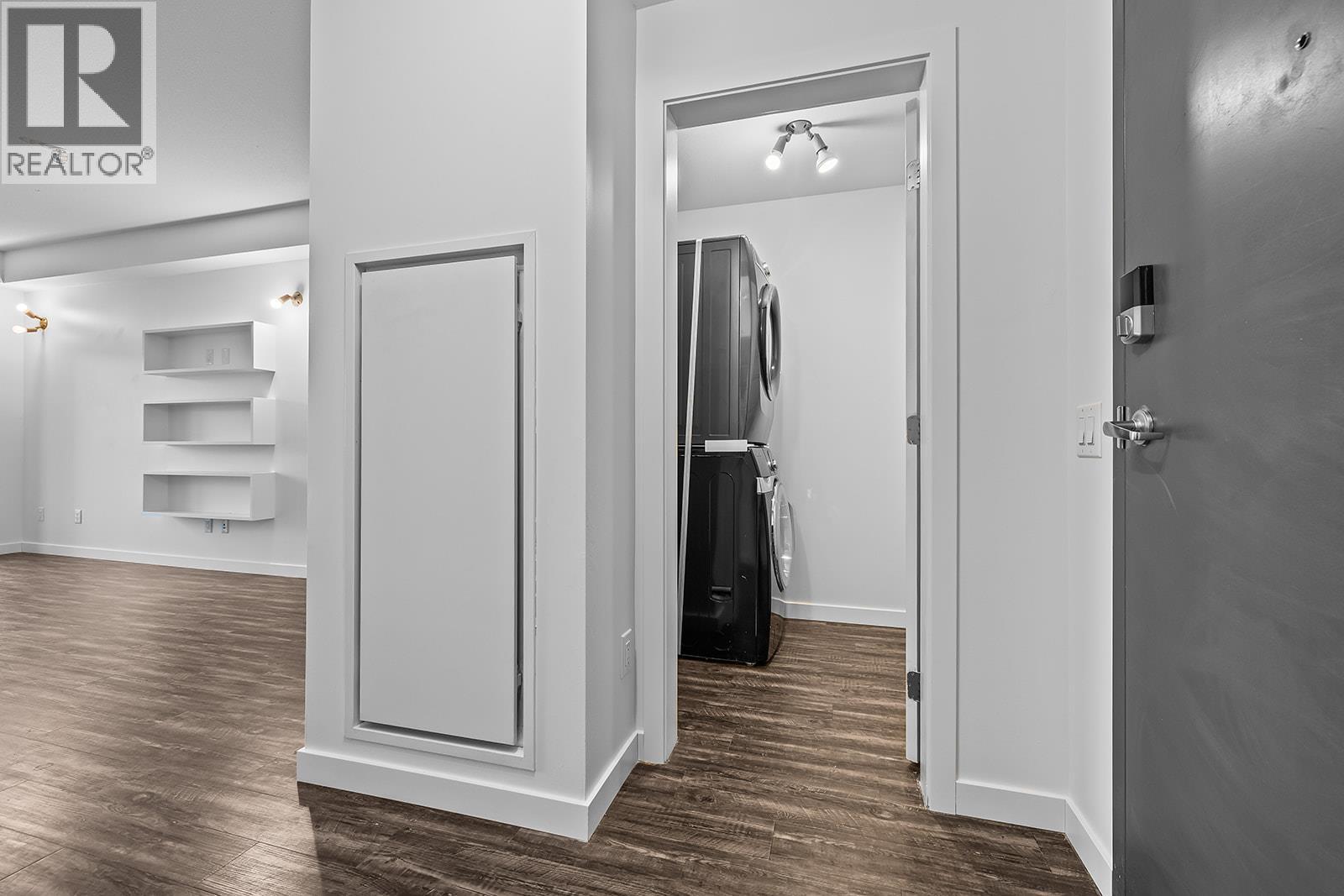 402 1290 St. Paul Street, Kelowna