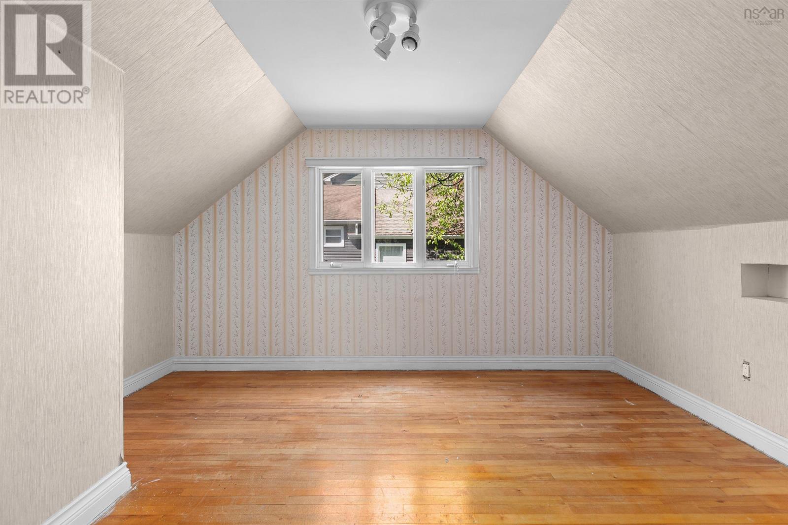 46 Tremont Drive - 31