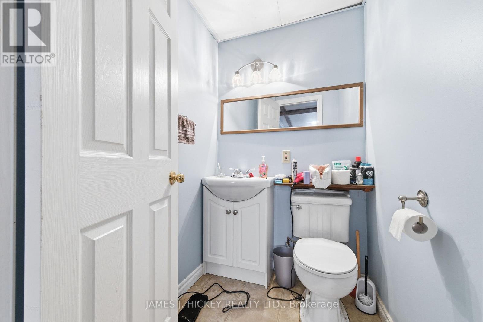 1 TAMARACK STREET - 26