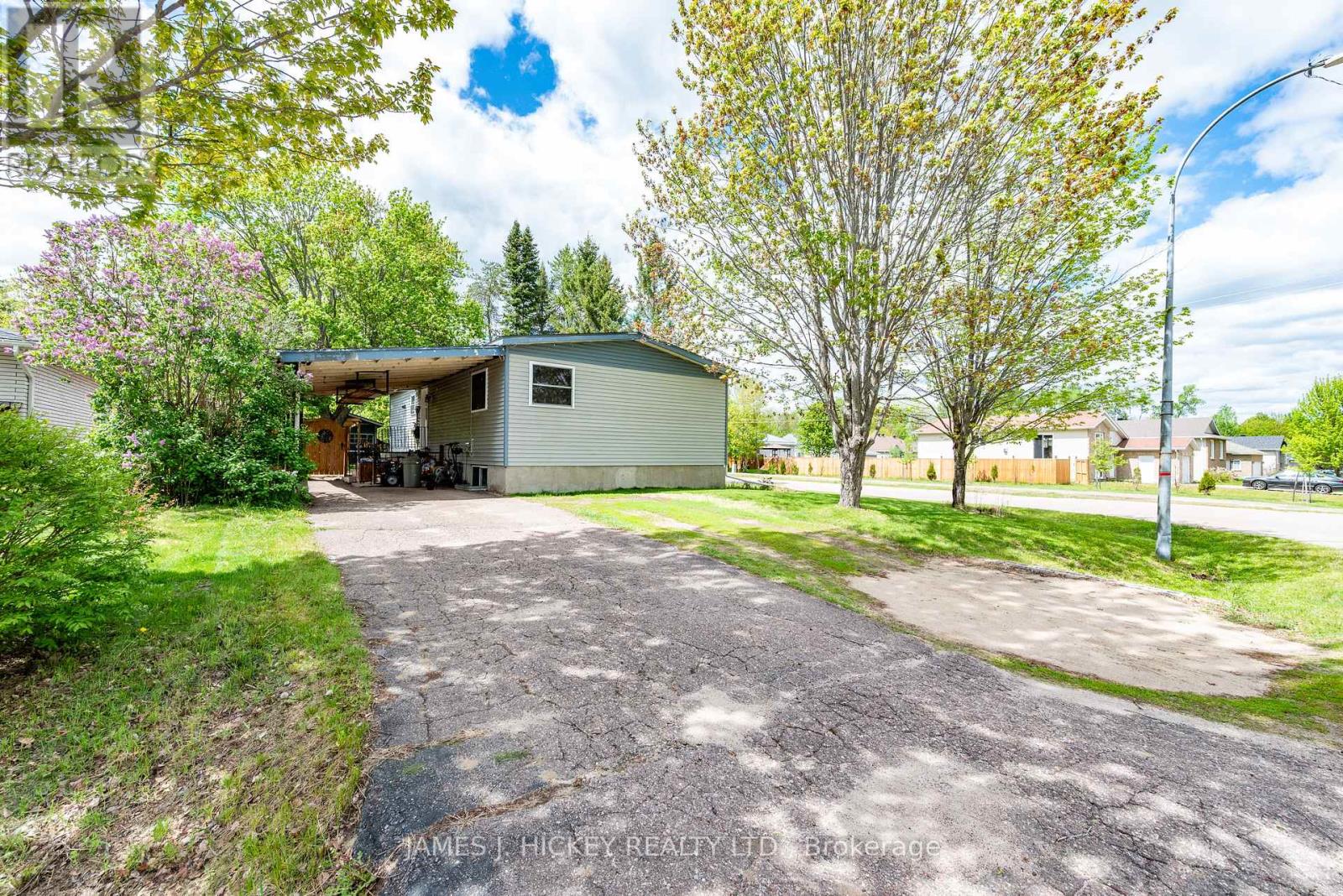 1 TAMARACK STREET - 39