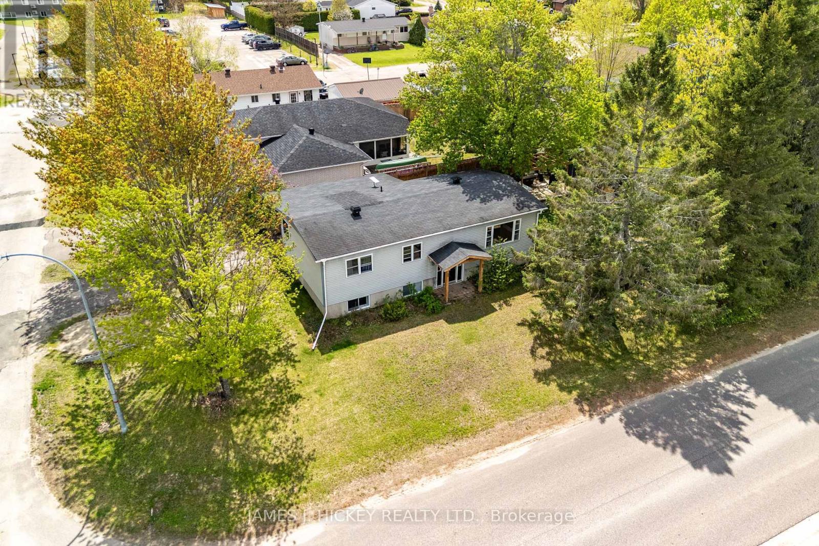 1 TAMARACK STREET - 46