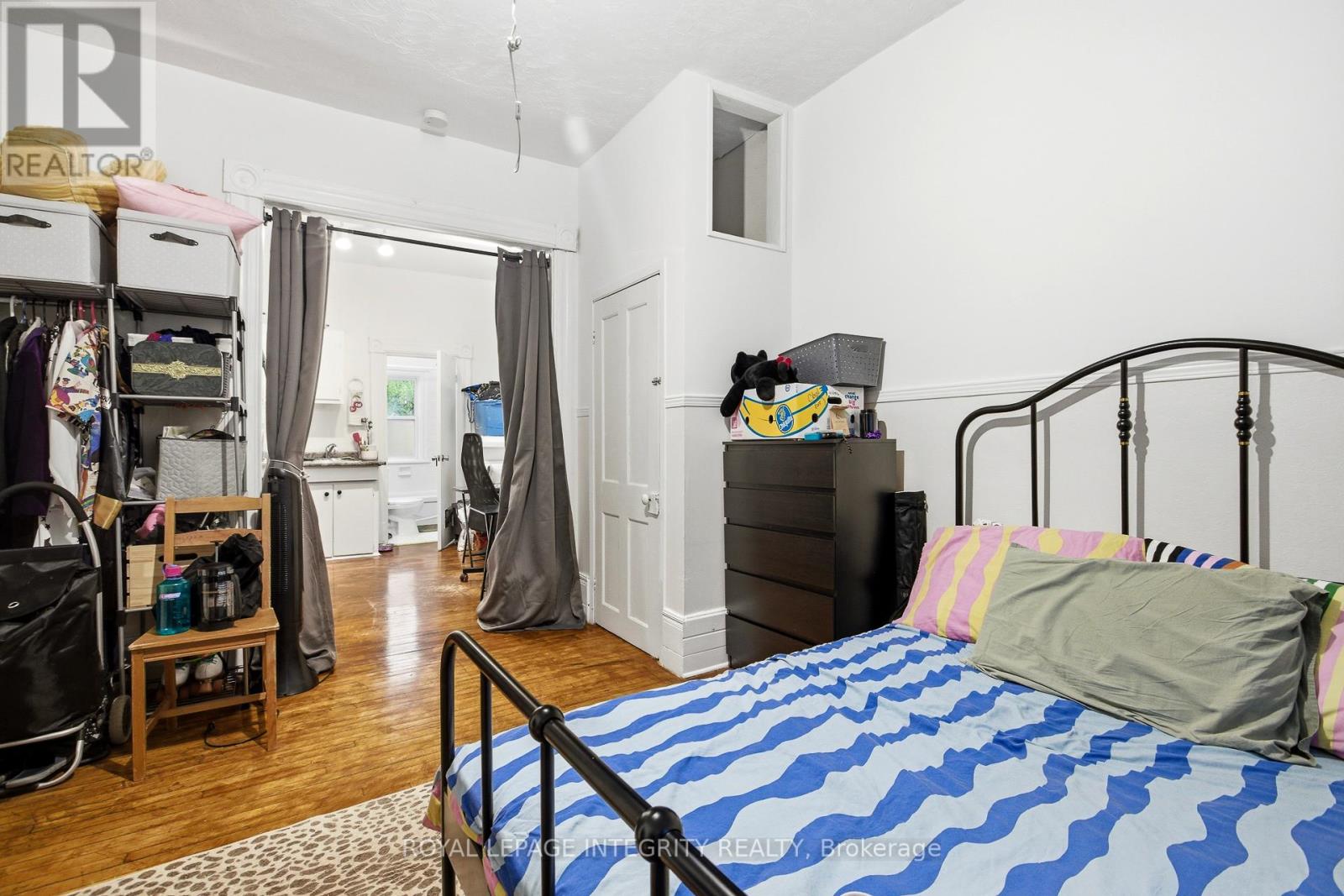 634 GLADSTONE AVENUE - 6