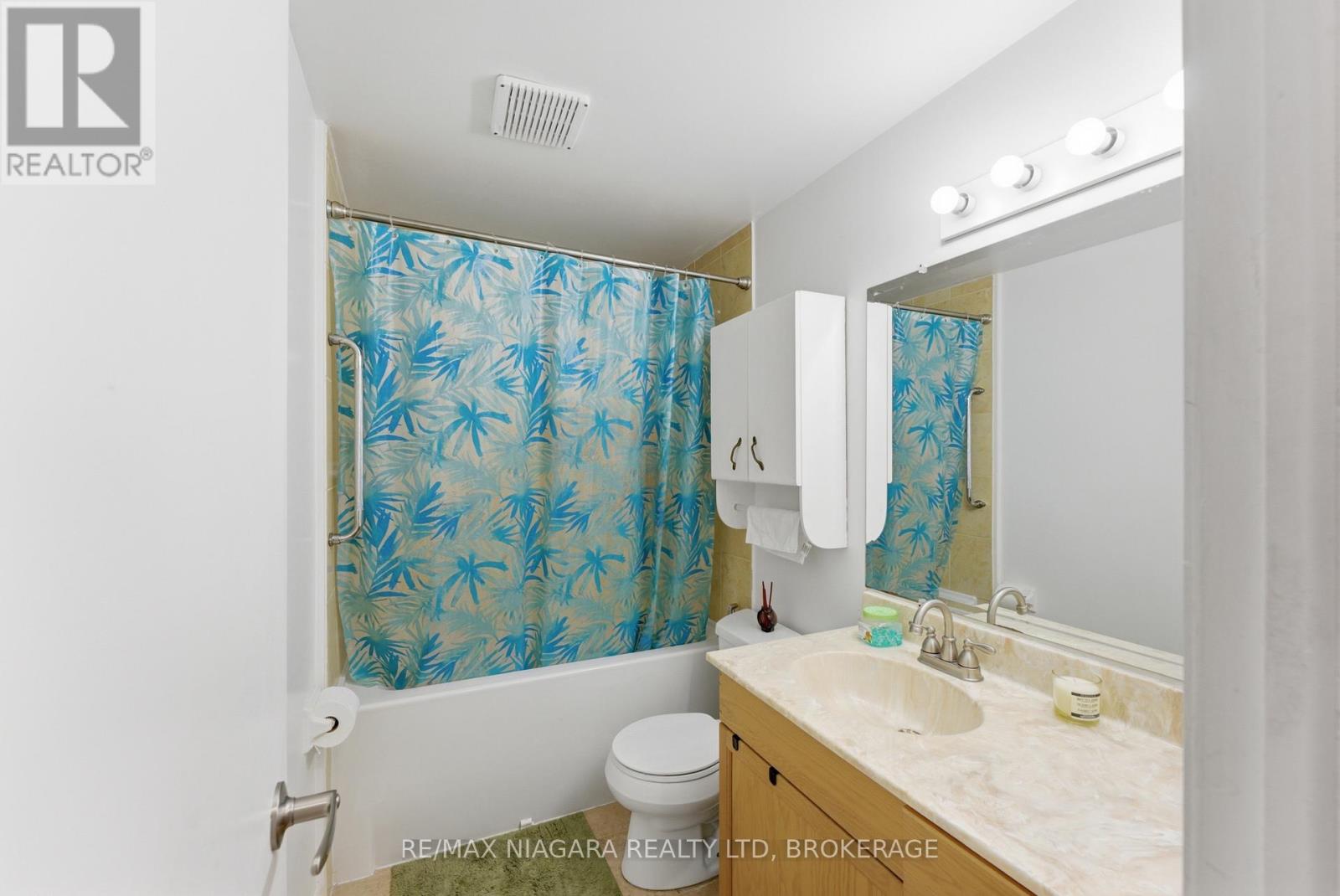 #32 1 WOOTTEN WAY S - 19