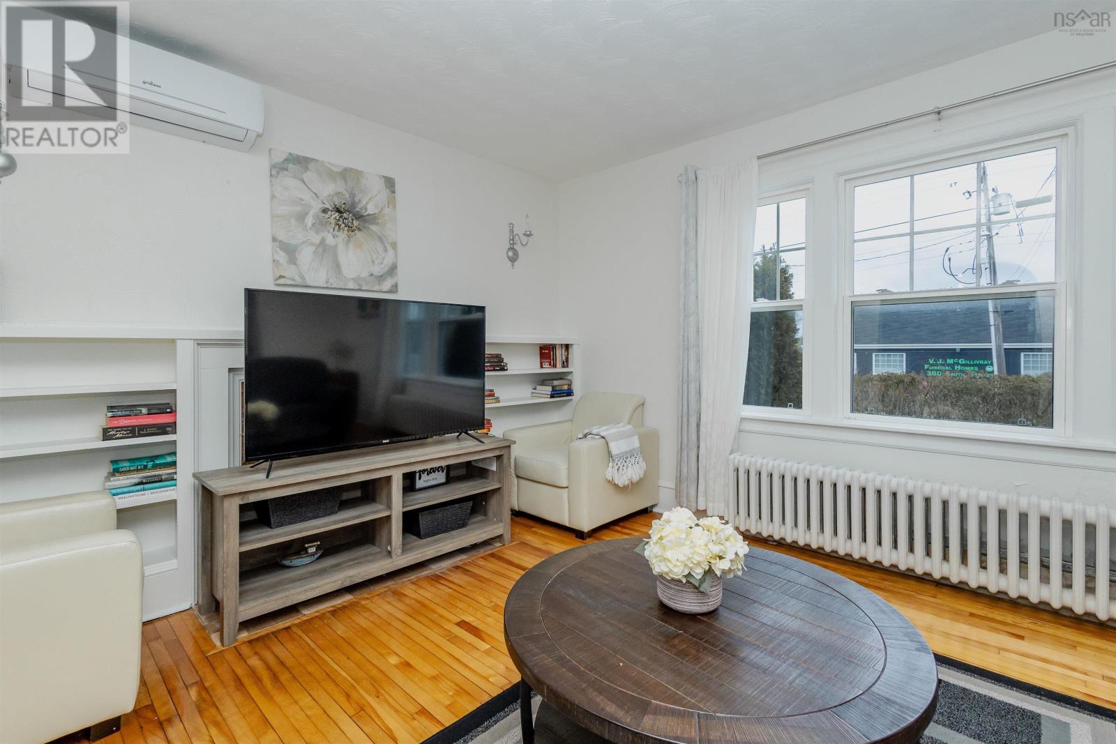 Property 24 of 38 of 379 Smith Street