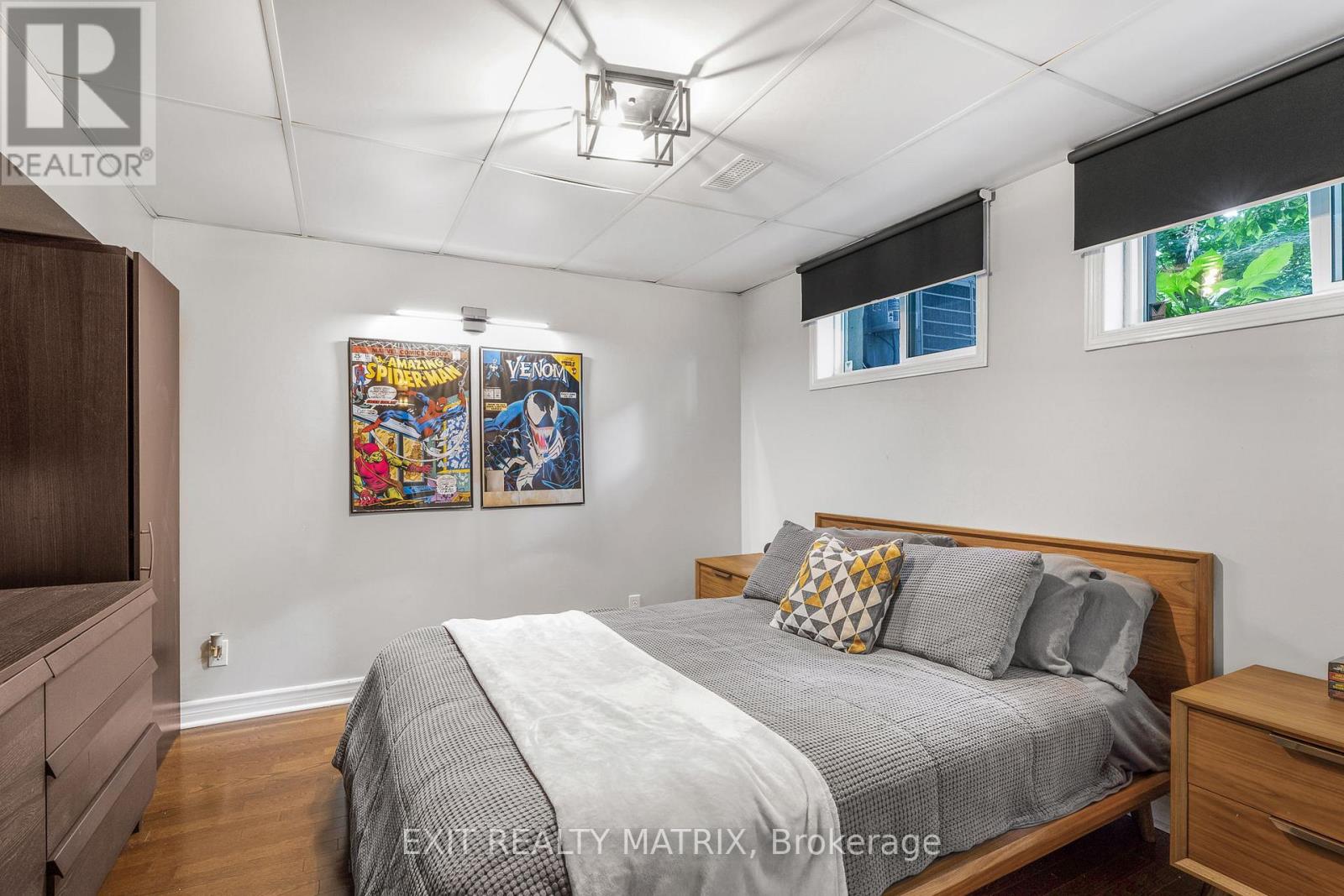1271 GEORGES VANIER DRIVE - 30
