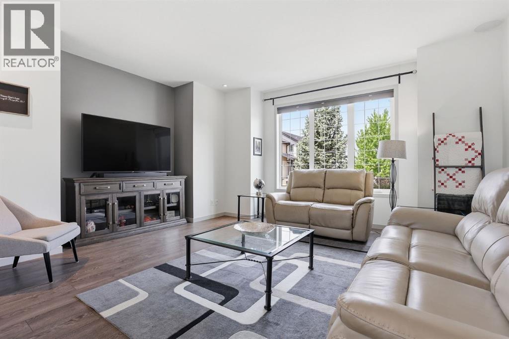 341 Marquis Heights SE - Image 3