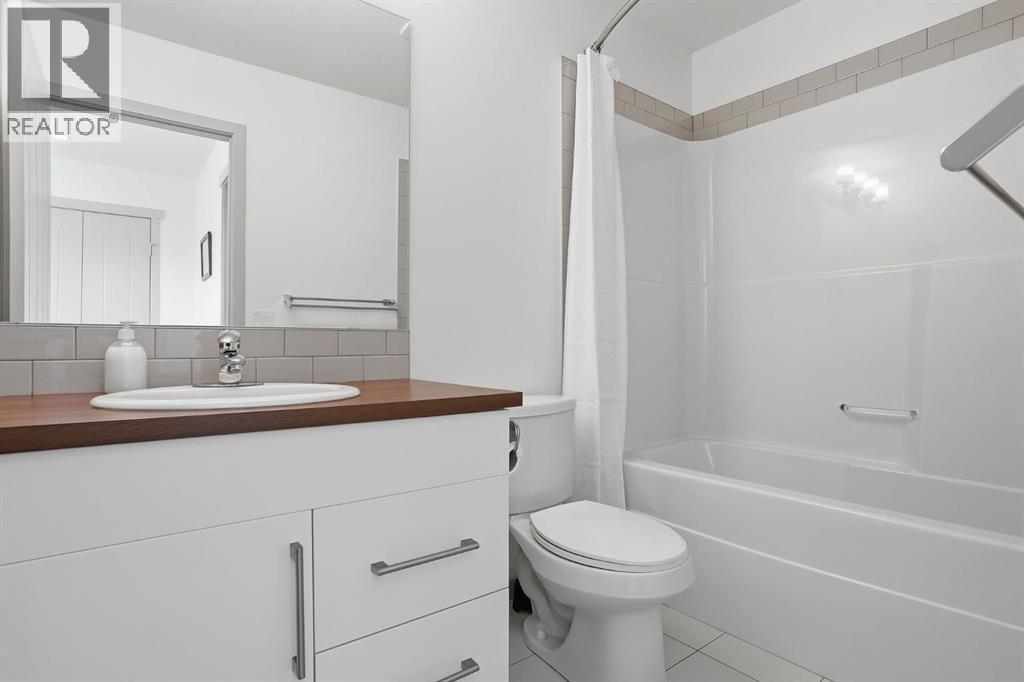 341 Marquis Heights SE - 34
