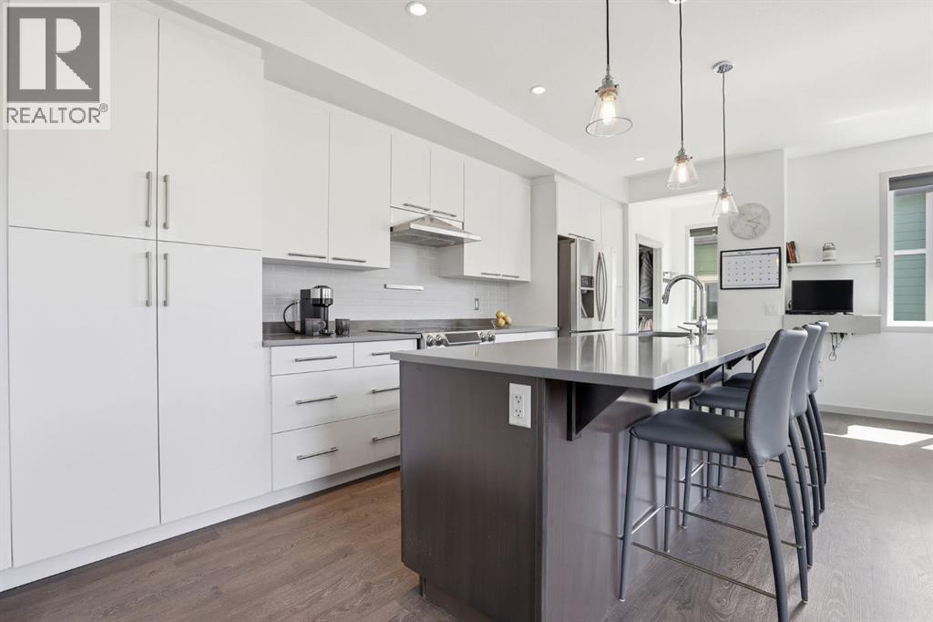 341 Marquis Heights SE - 8