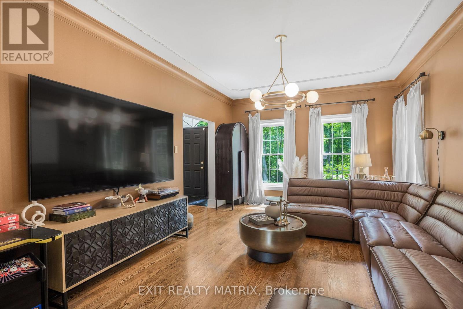 1271 GEORGES VANIER DRIVE - 6