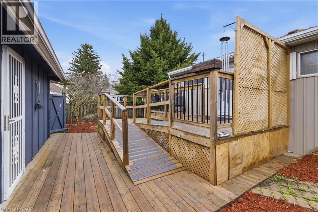 138 GLENHOLME Avenue - 34