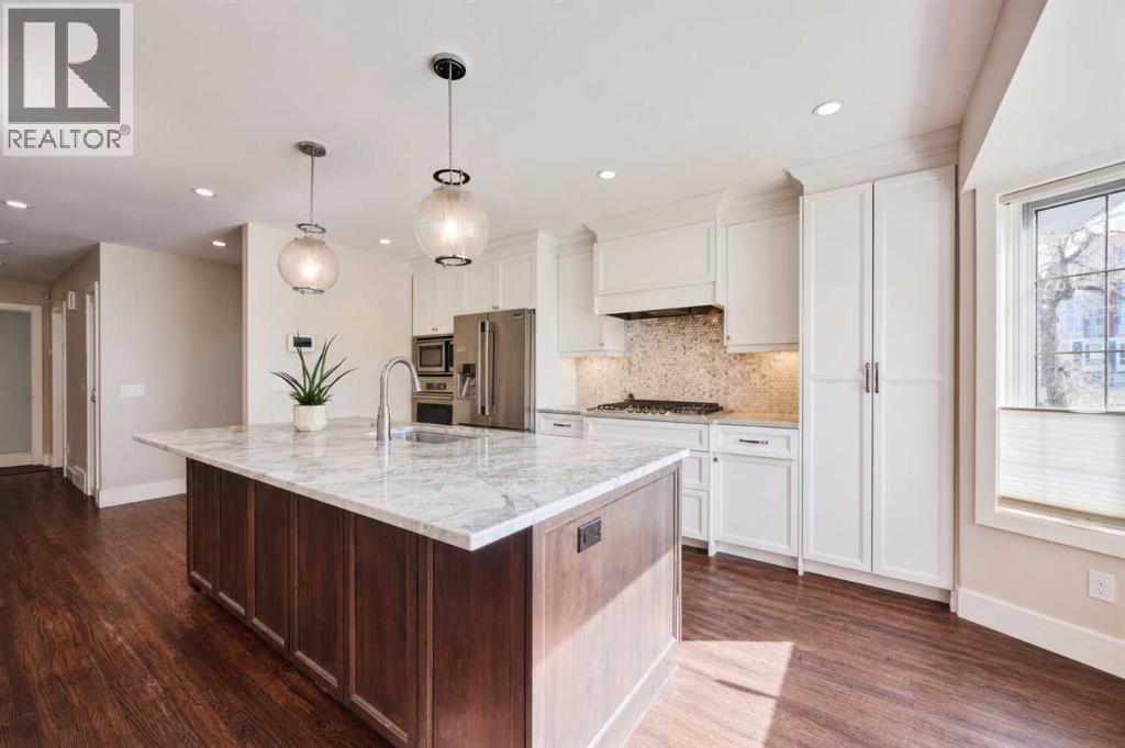 2940 Blakiston Drive NW - 8