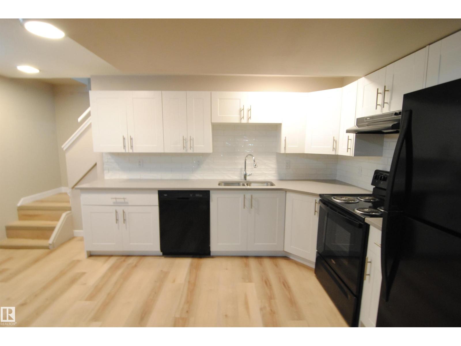 15112 80 ST NW - 6