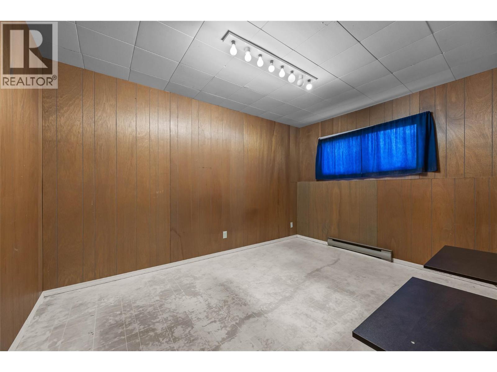 847 Hysop Road - 27