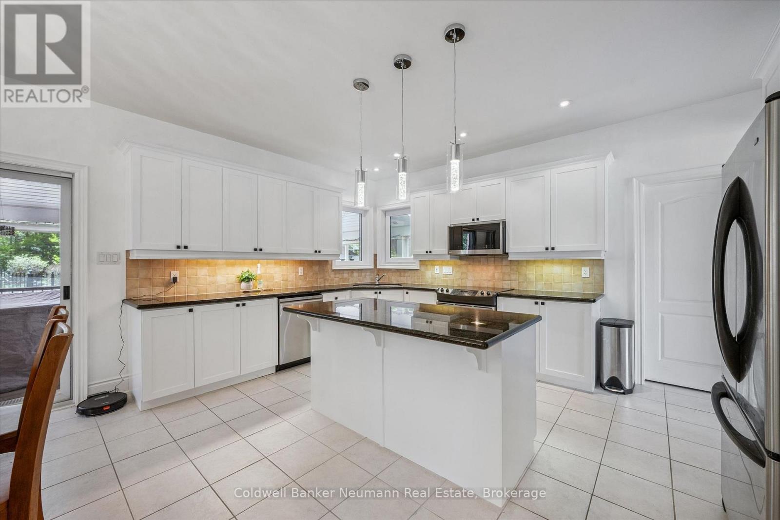 32 FOREST RIDGE ROAD - 11
