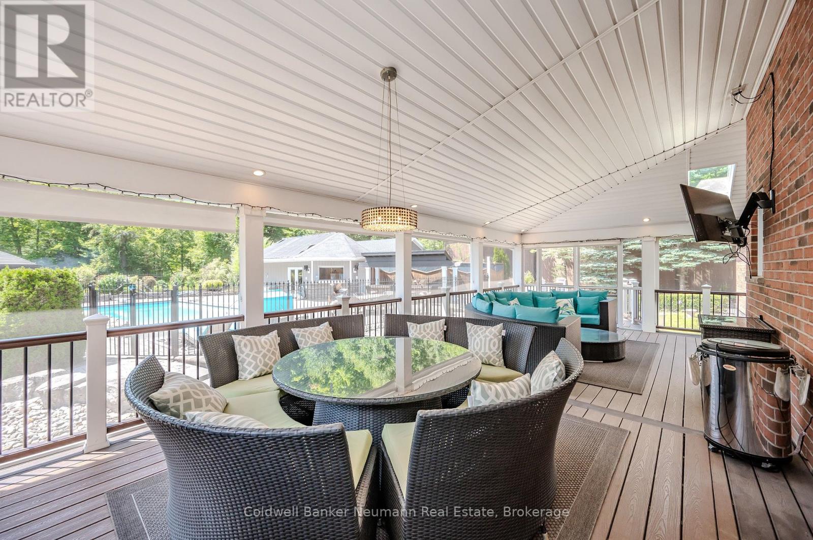 32 FOREST RIDGE ROAD - 35