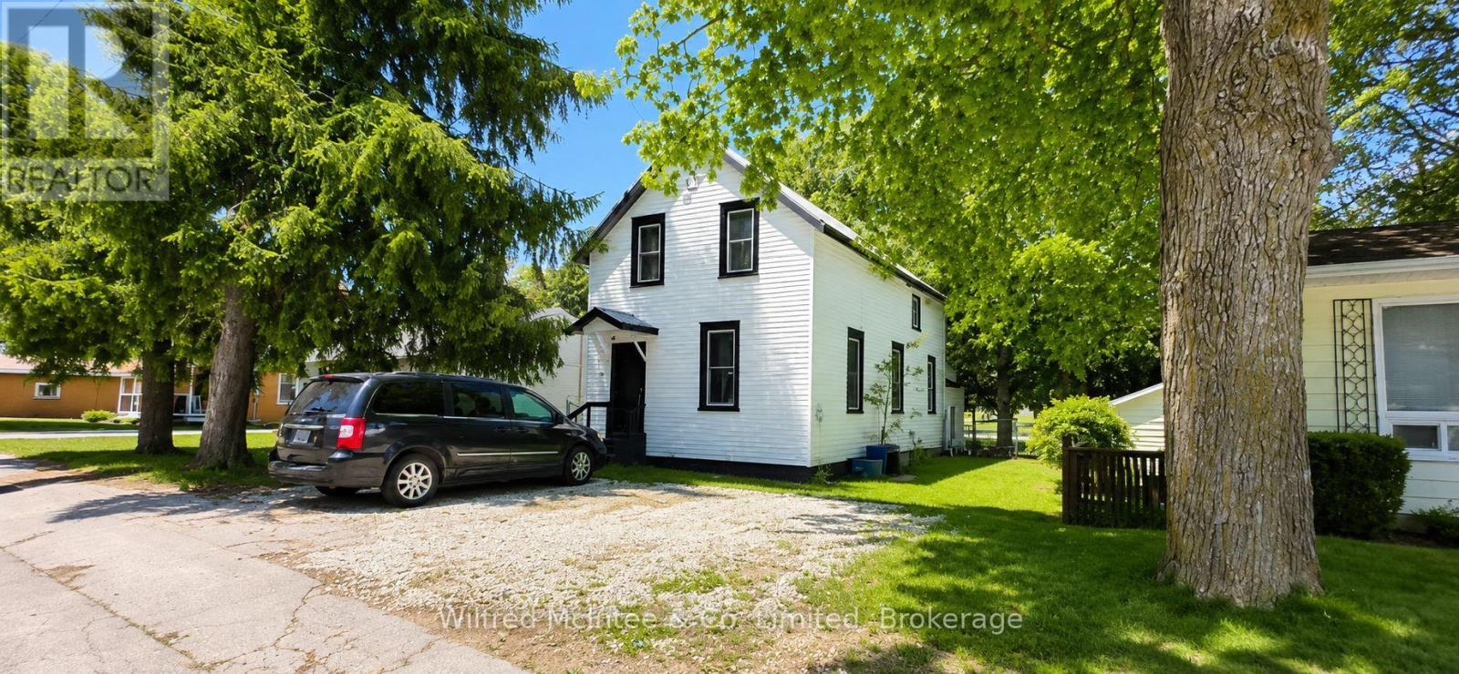 526 ALICE STREET - Image 2