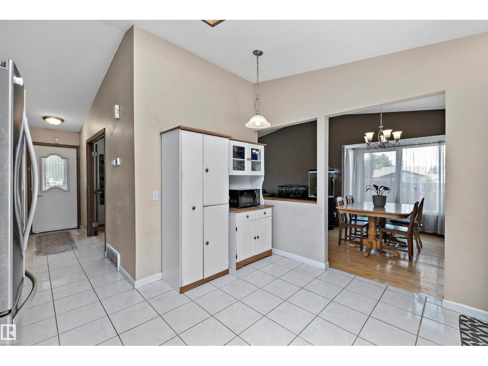 2127 40 ST NW - 15