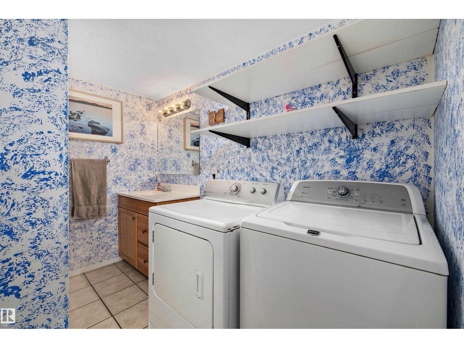 2127 40 ST NW - 28