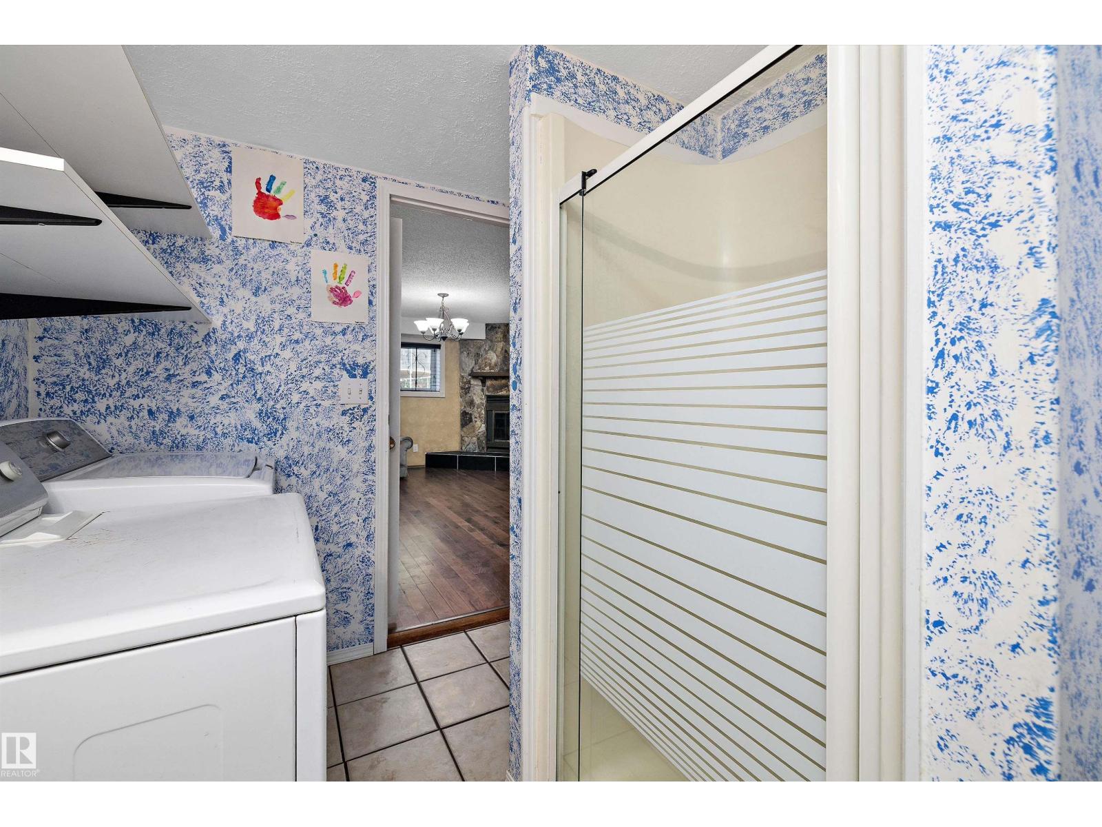 2127 40 ST NW - 30