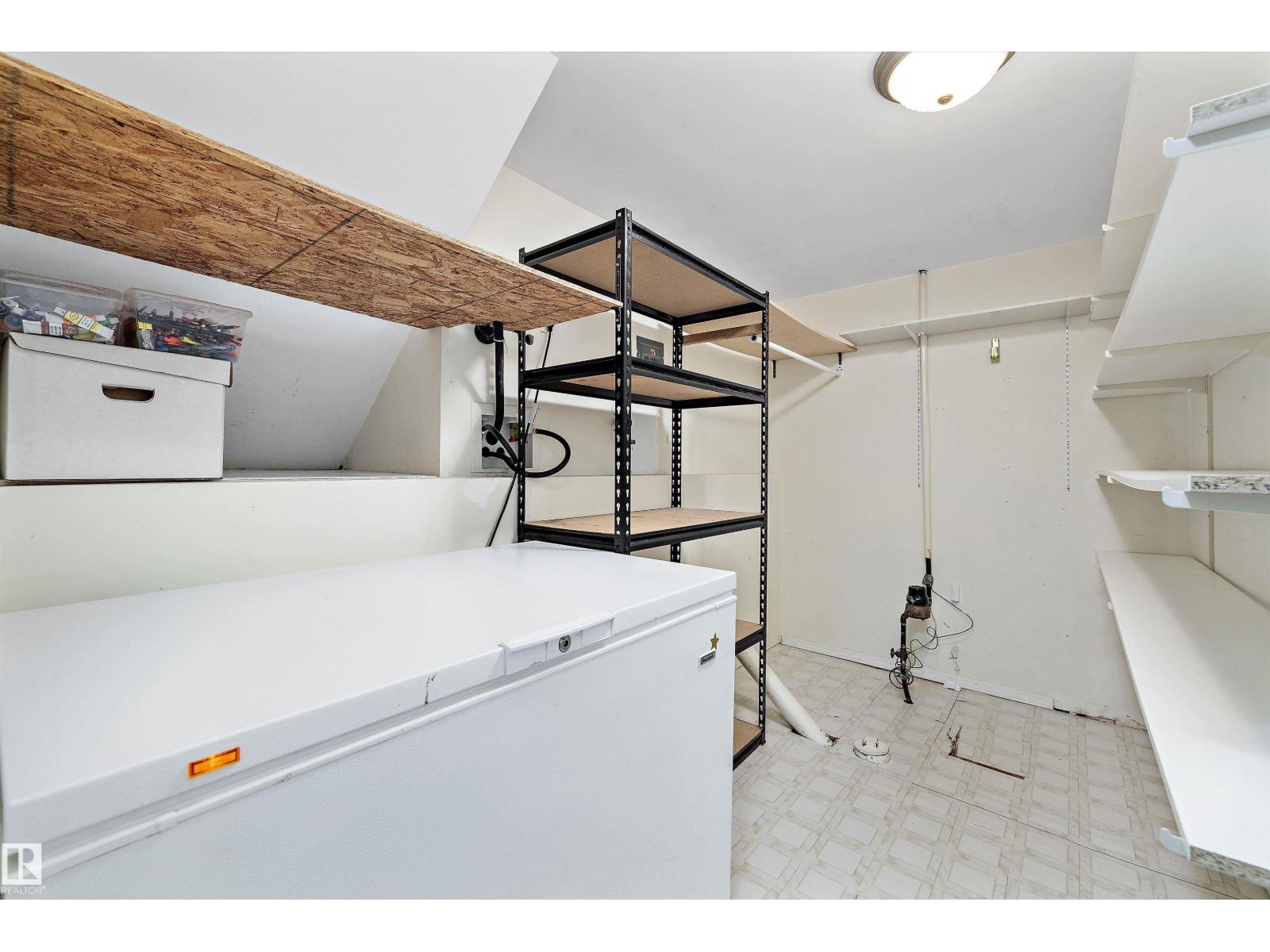 2127 40 ST NW - 35