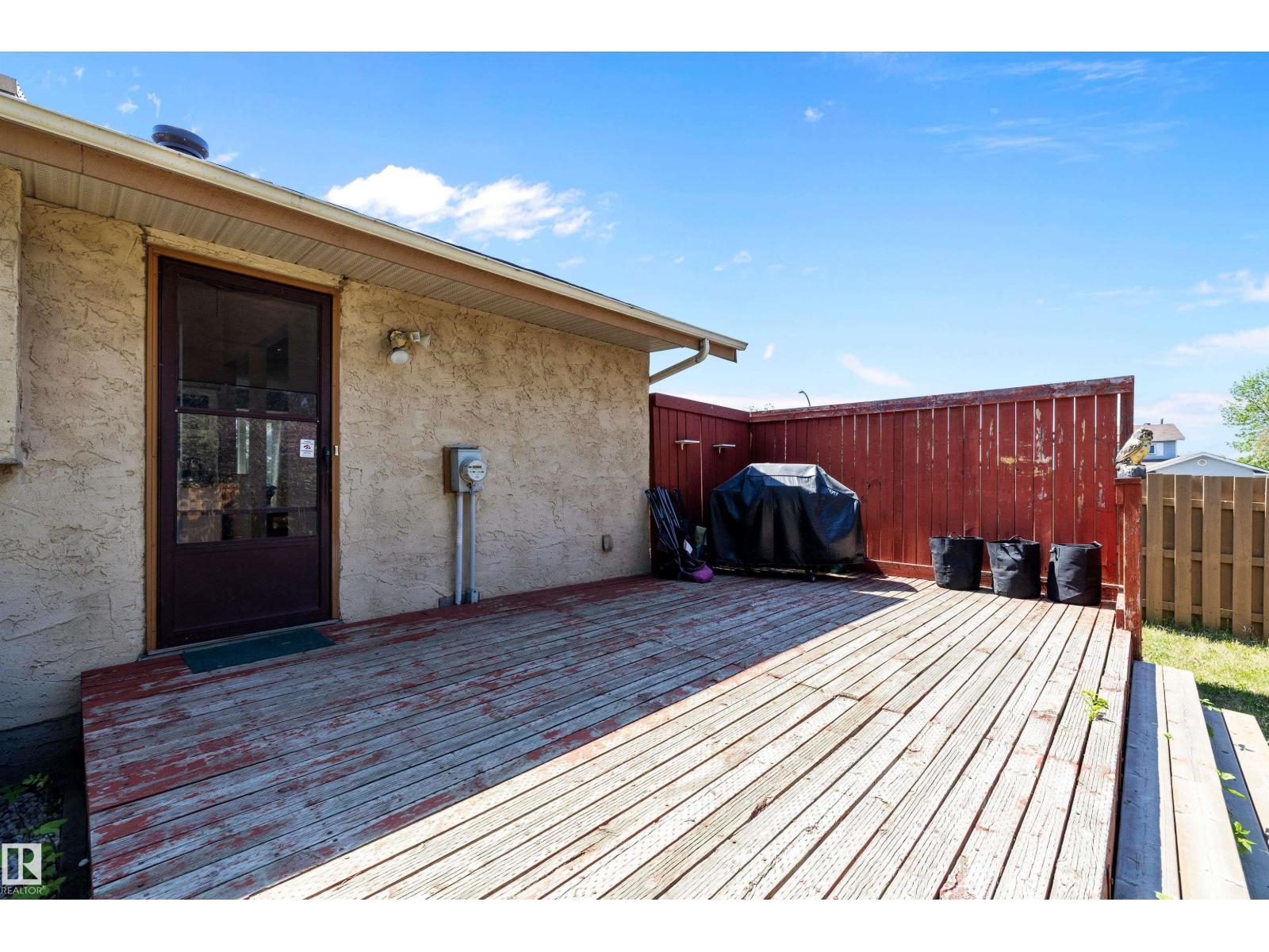 2127 40 ST NW - 37