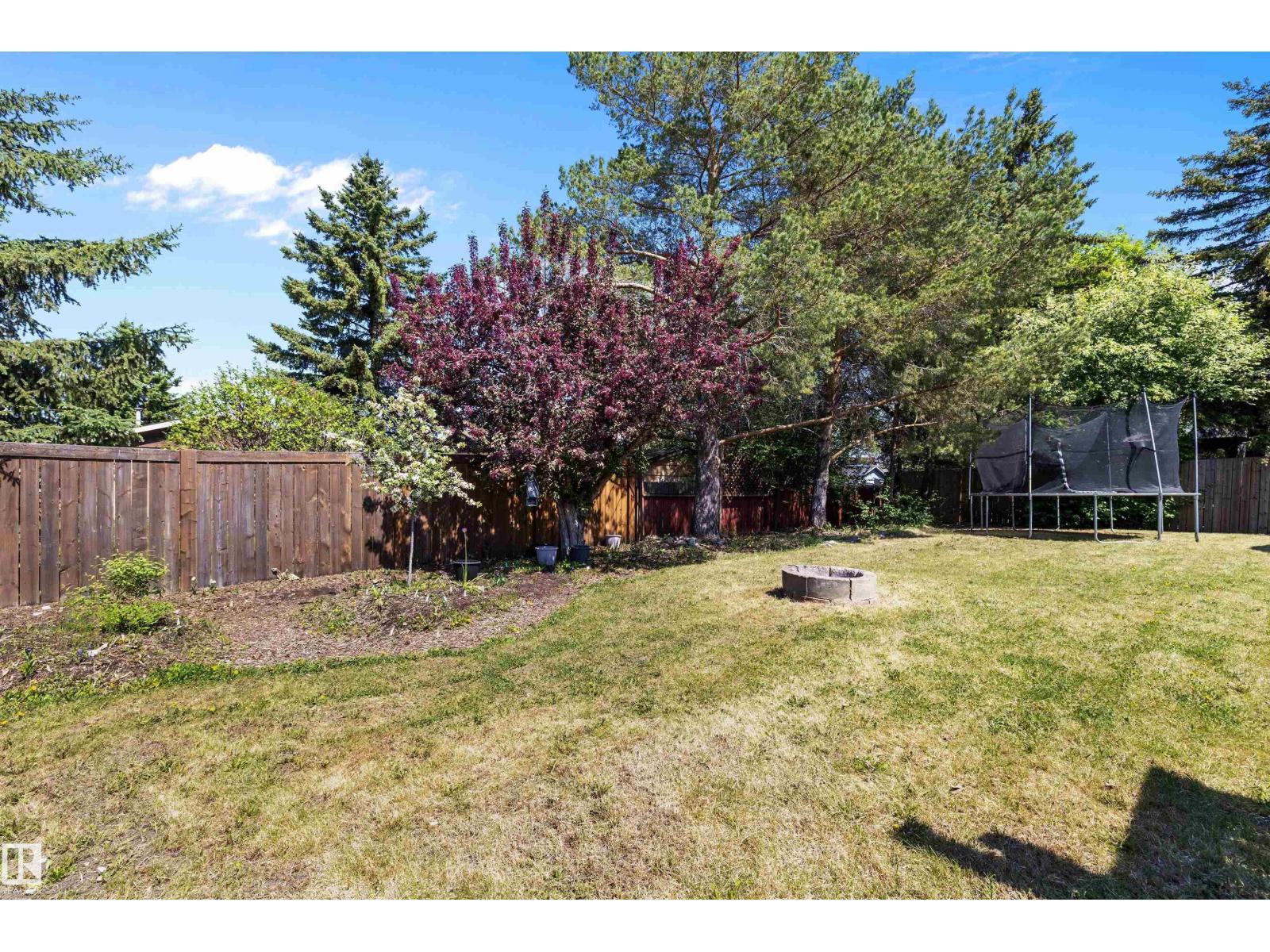 2127 40 ST NW - 40