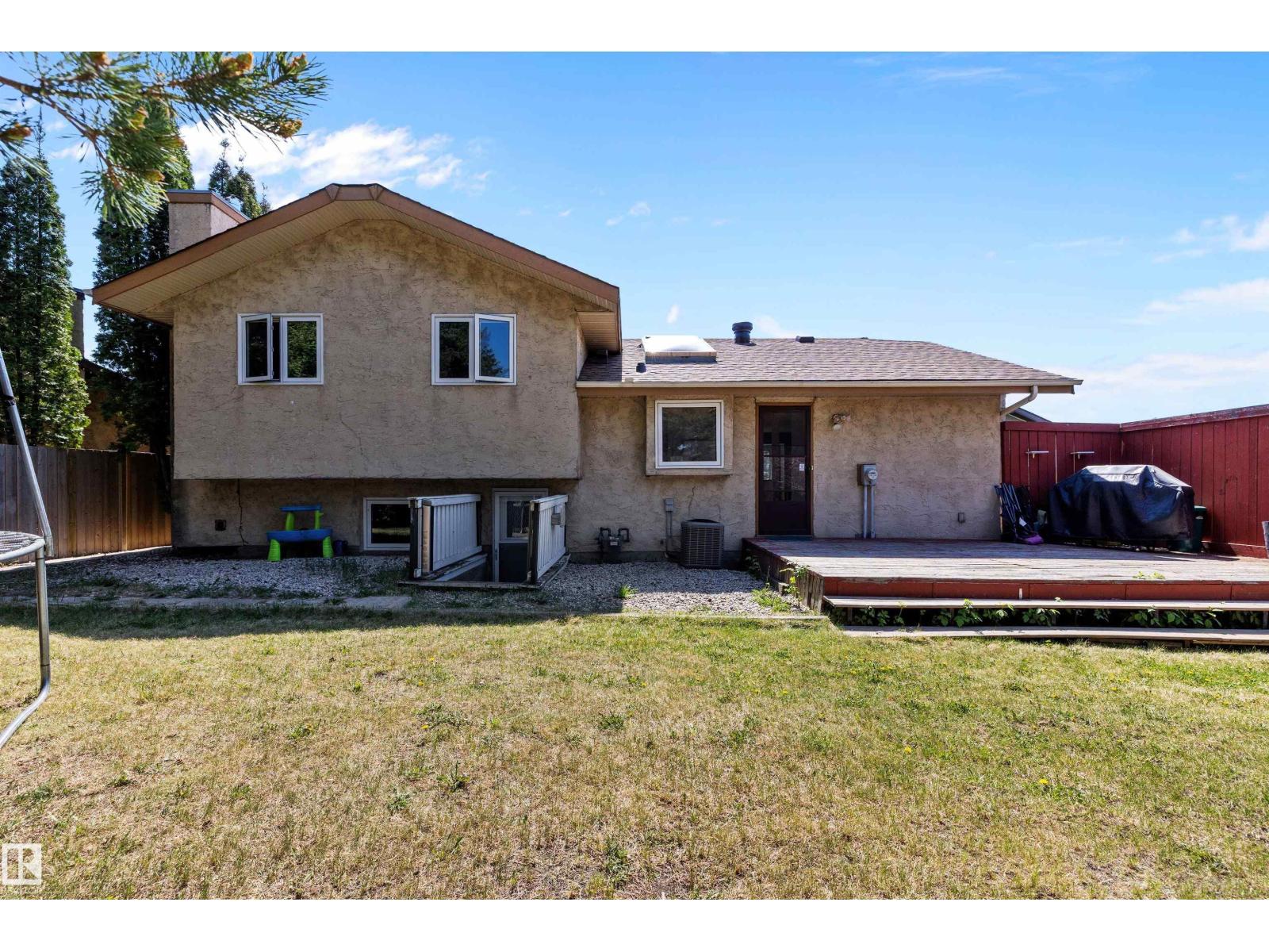 2127 40 ST NW - 43