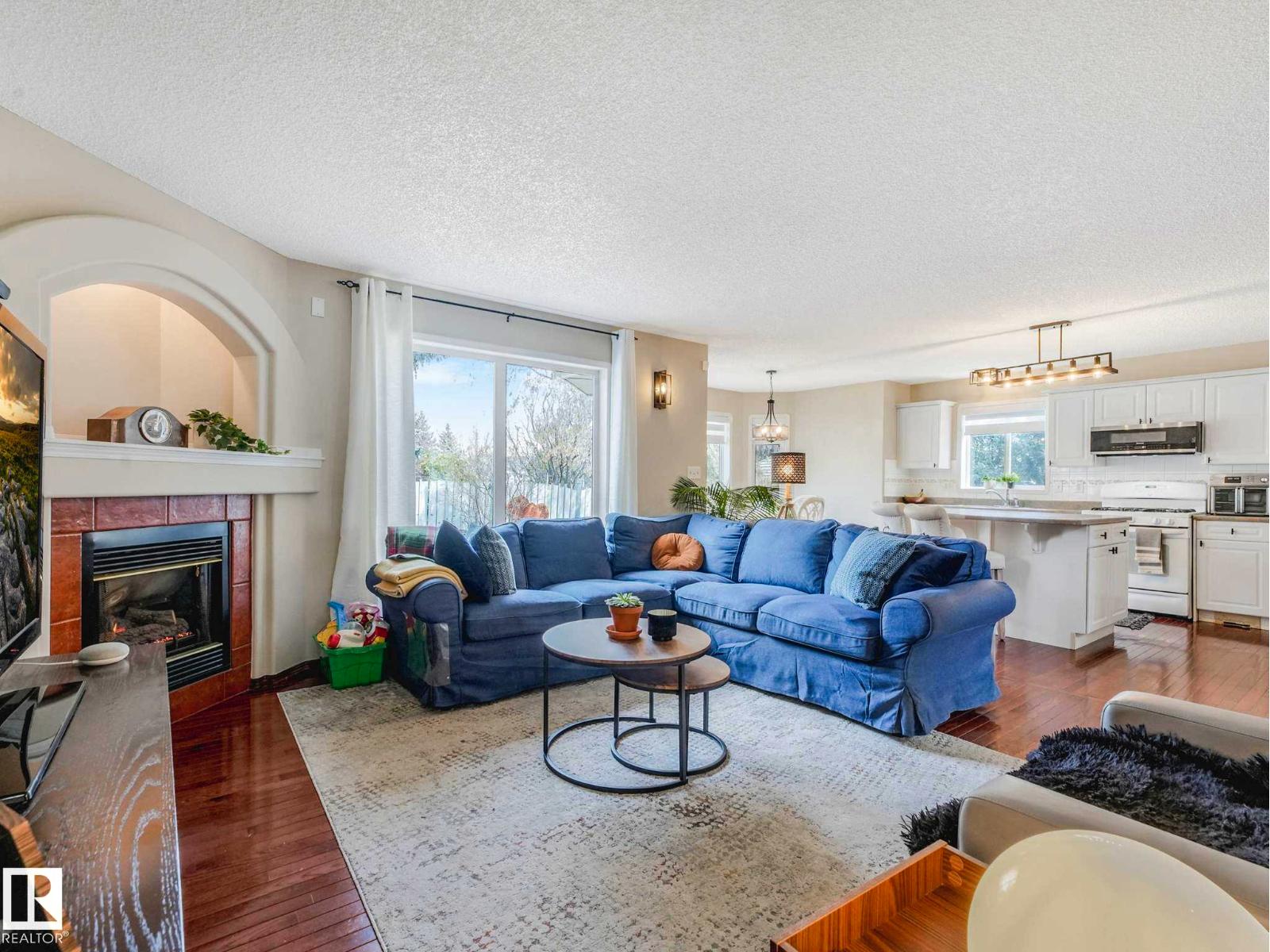 18508 50 AV NW - 10