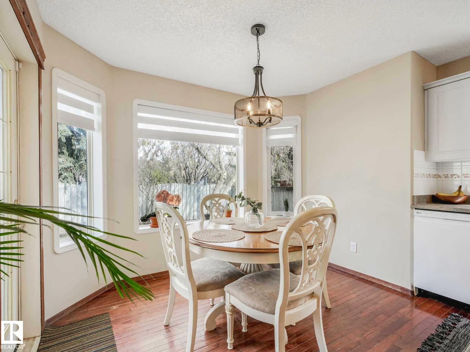 18508 50 AV NW - 13