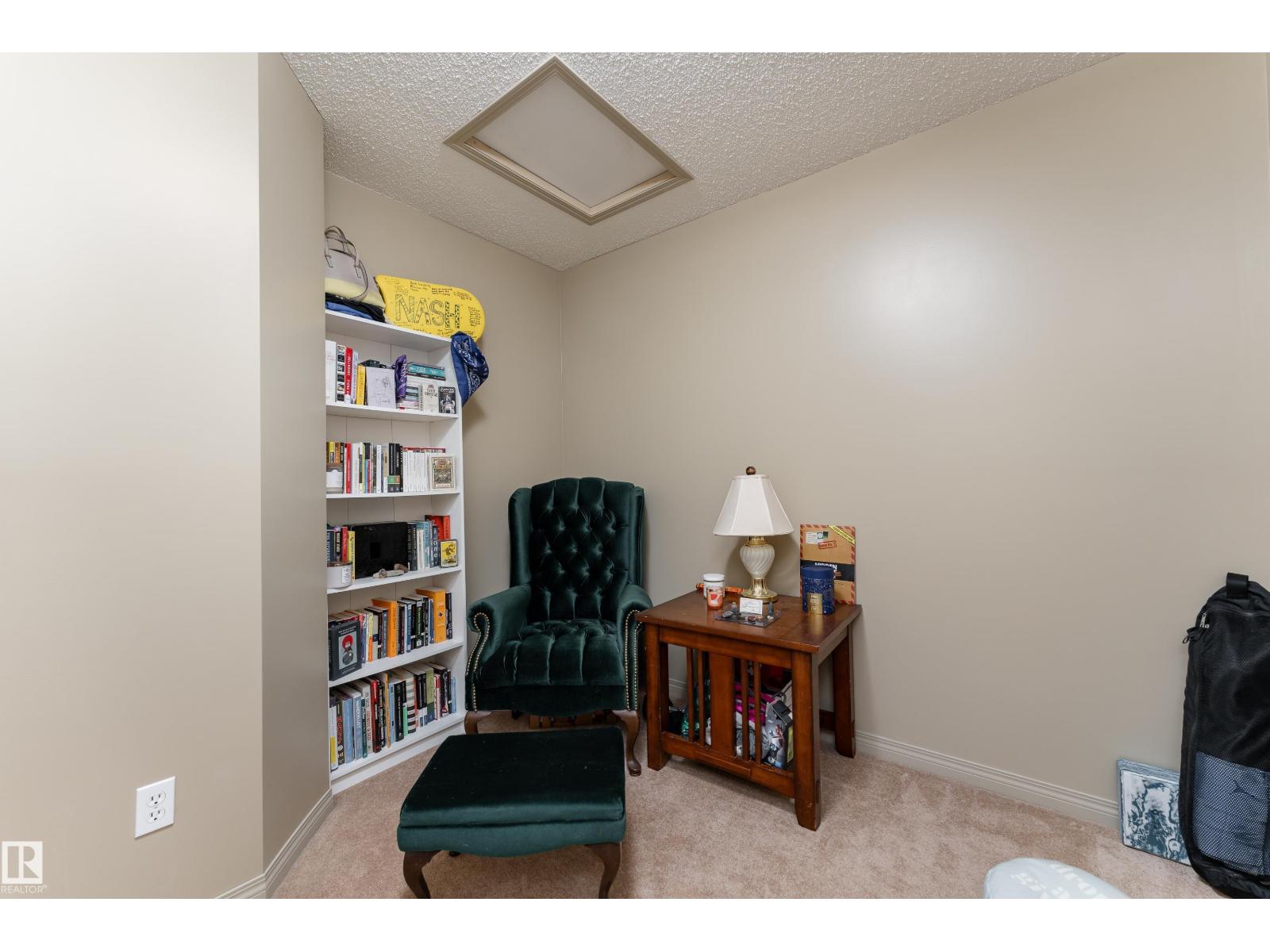 #2 604 62 ST SW - 14