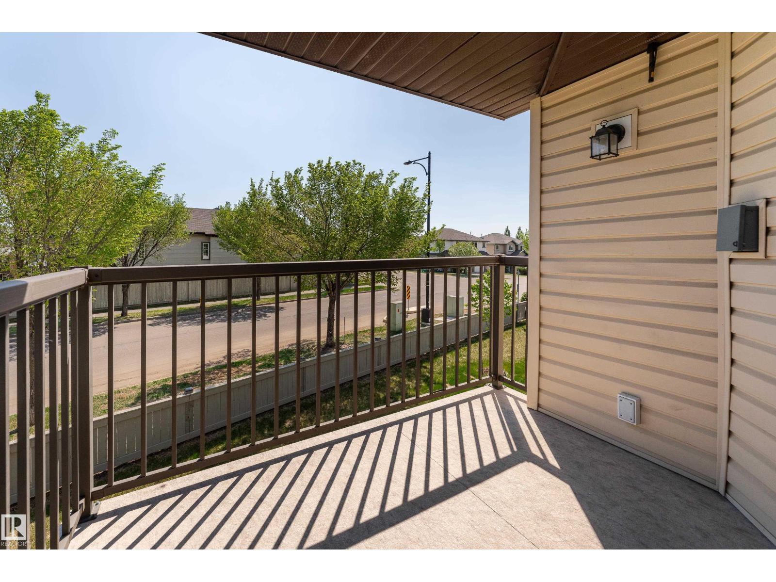 #2 604 62 ST SW - 22