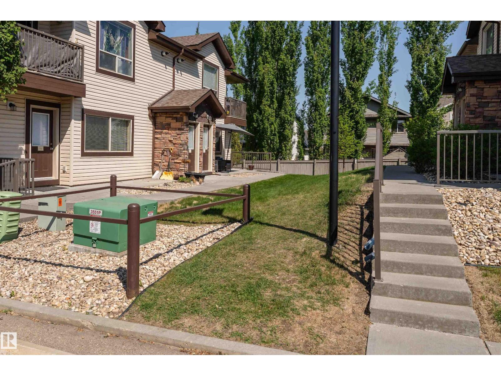 #2 604 62 ST SW - 26