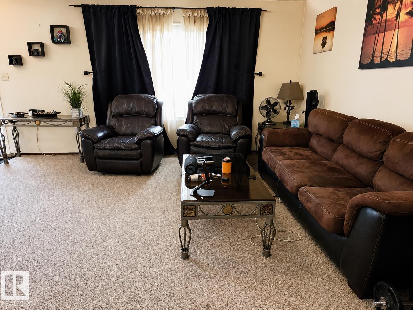 10306 & 10308 152 ST NW - 16