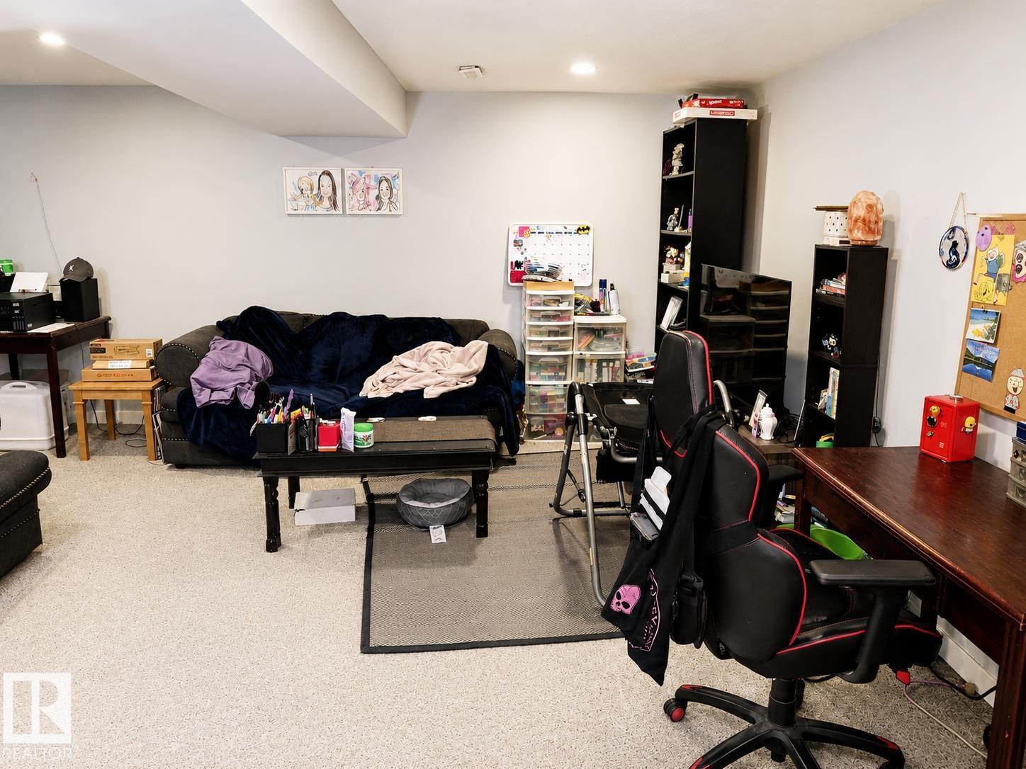 10306 & 10308 152 ST NW - 22