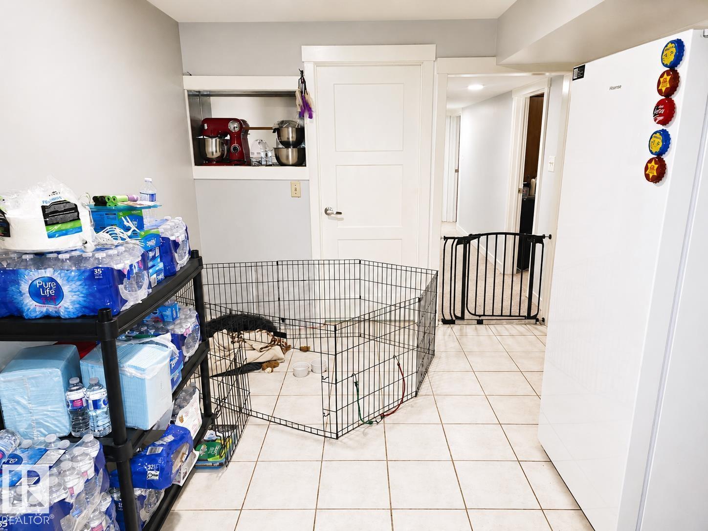 10306 & 10308 152 ST NW - 24