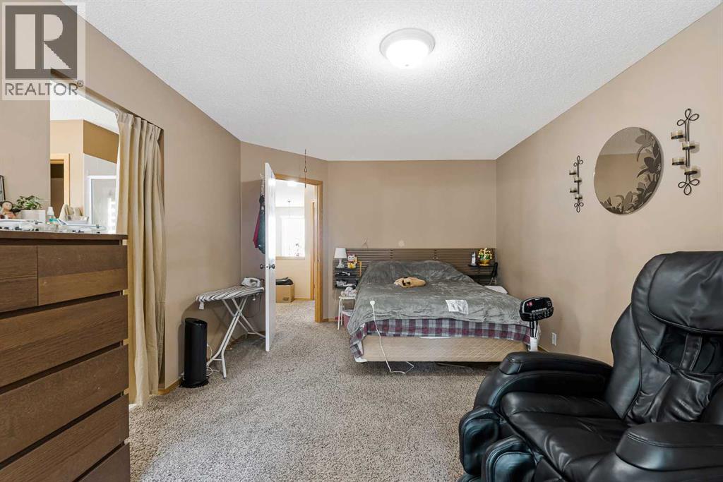 332 Harvest Hills Drive NE - 17