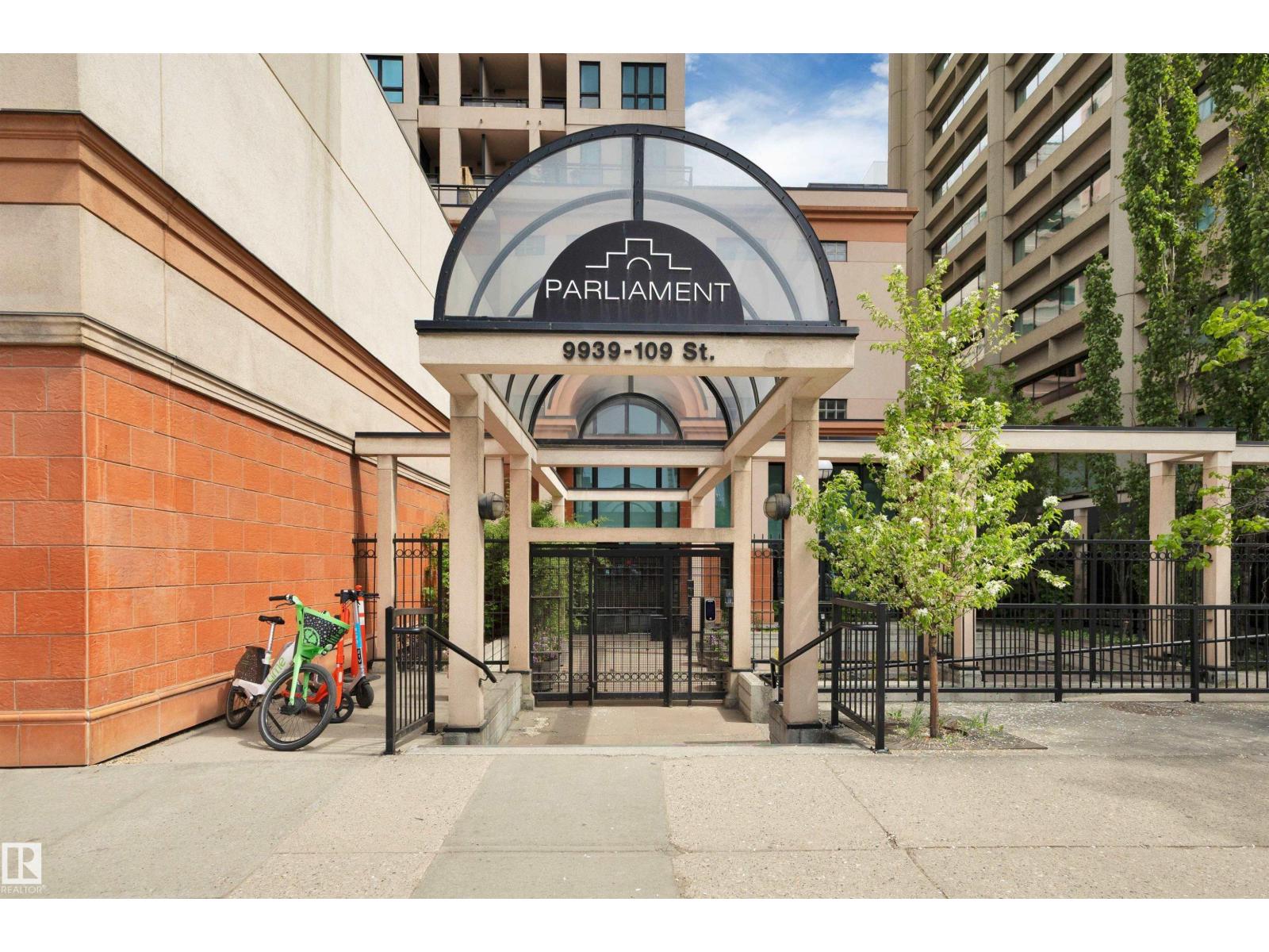 #1103 9939 109 ST NW - Image 2