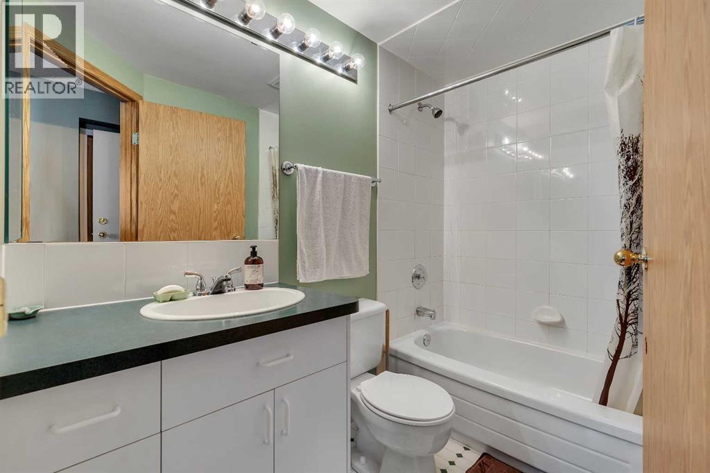 34 Hidden Spring Circle NW - 32