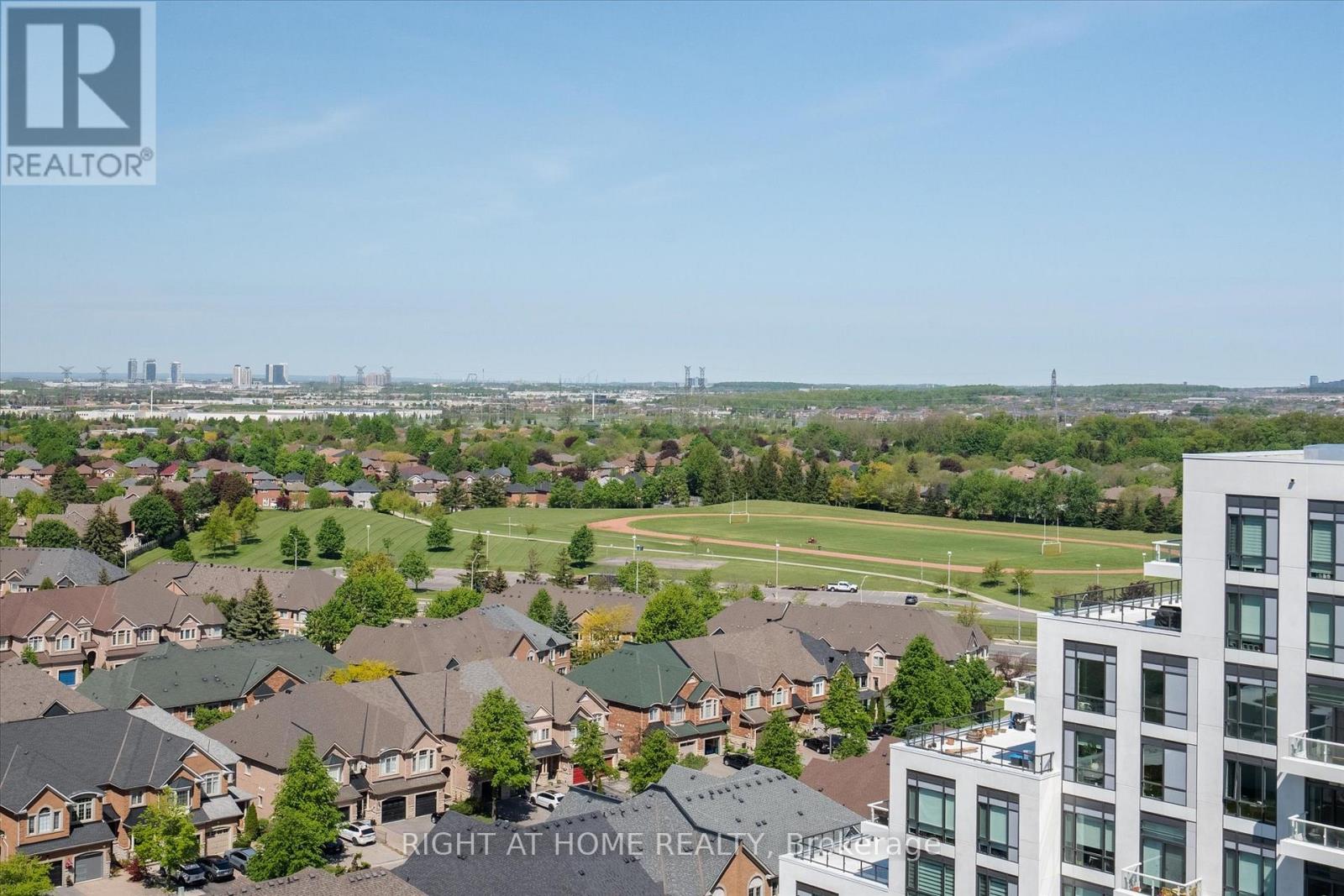 #1424 7950 BATHURST STREET - 18