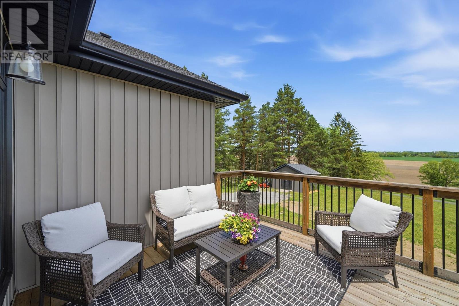 137 WINDWHISPER DRIVE - 18