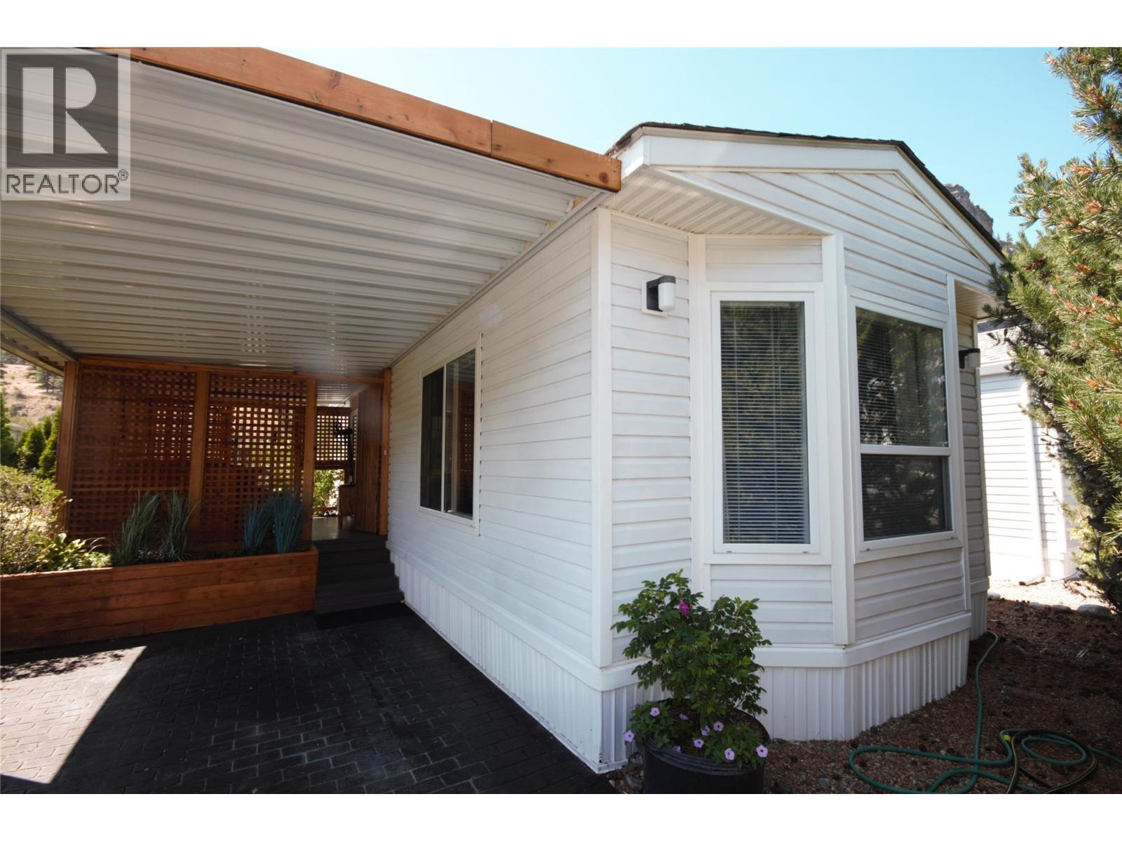 8598 Highway 97 Unit# 40, Oliver