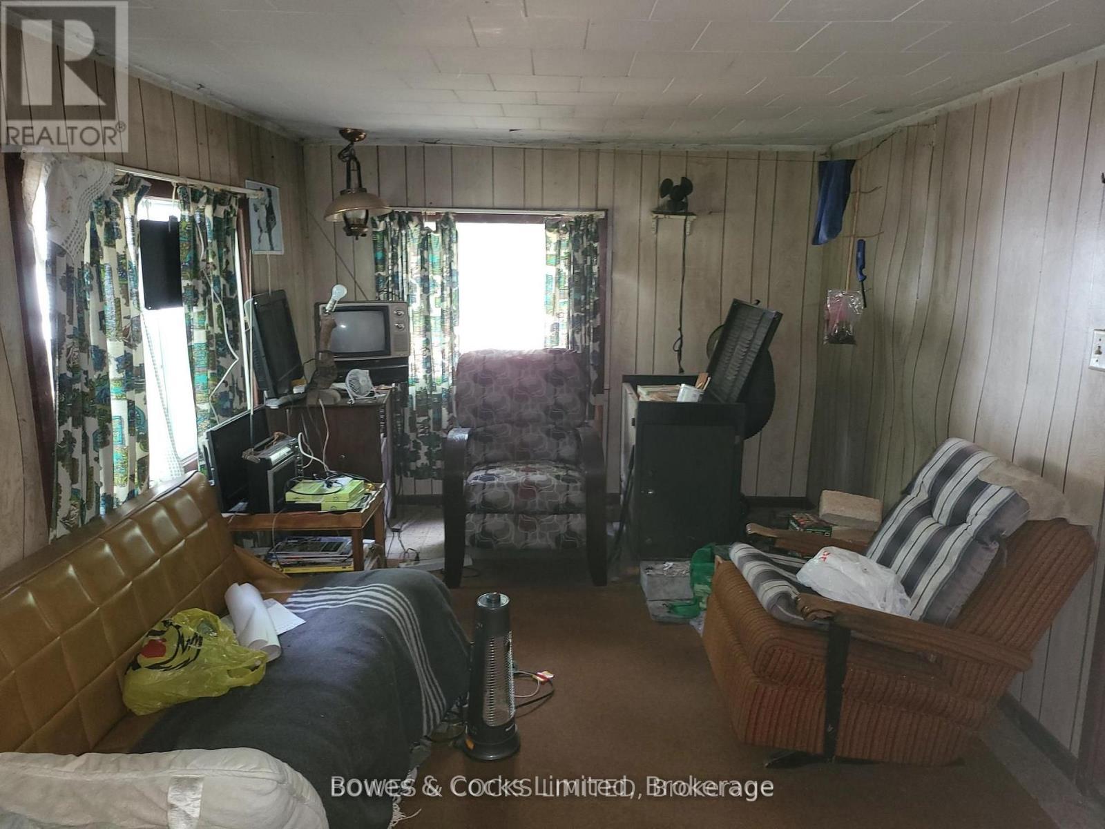 24 ROBINSON ROAD - 13