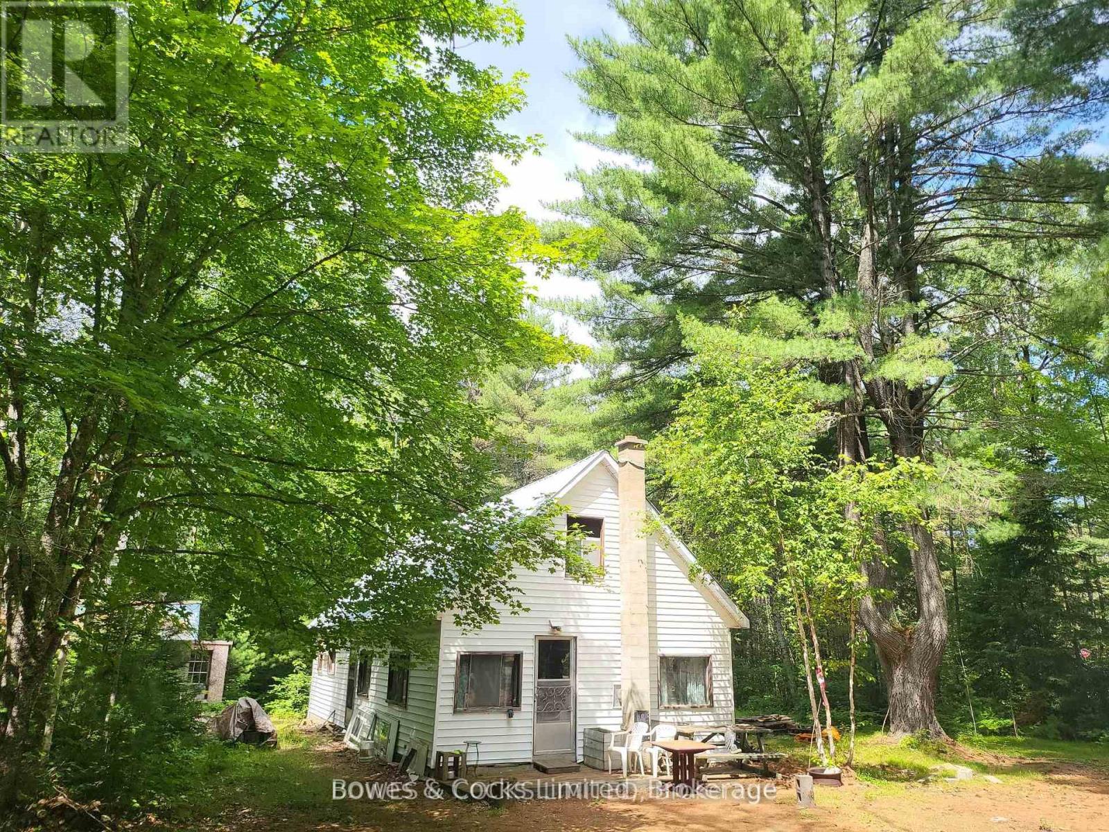 24 ROBINSON ROAD - 6