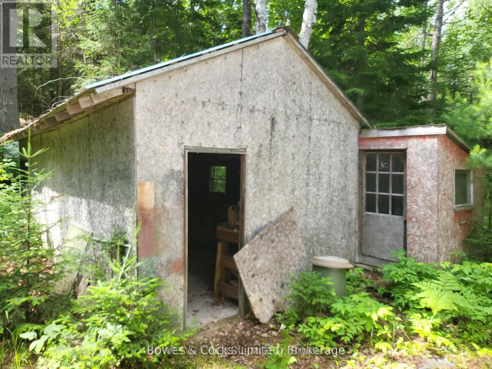 24 ROBINSON ROAD - 9